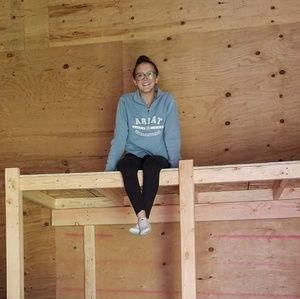 Meet your Posher, Ella